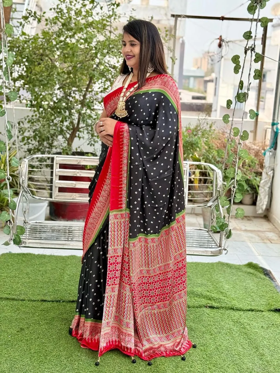Buy New Supar Premium Saree in Surat - Reseller Bazzar